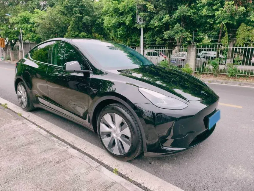 2022 Tesla Model Y BEV 60KWH,autocango,china used car exporter,china ev exporter,chinese used car exporter,chinese used ev exporter