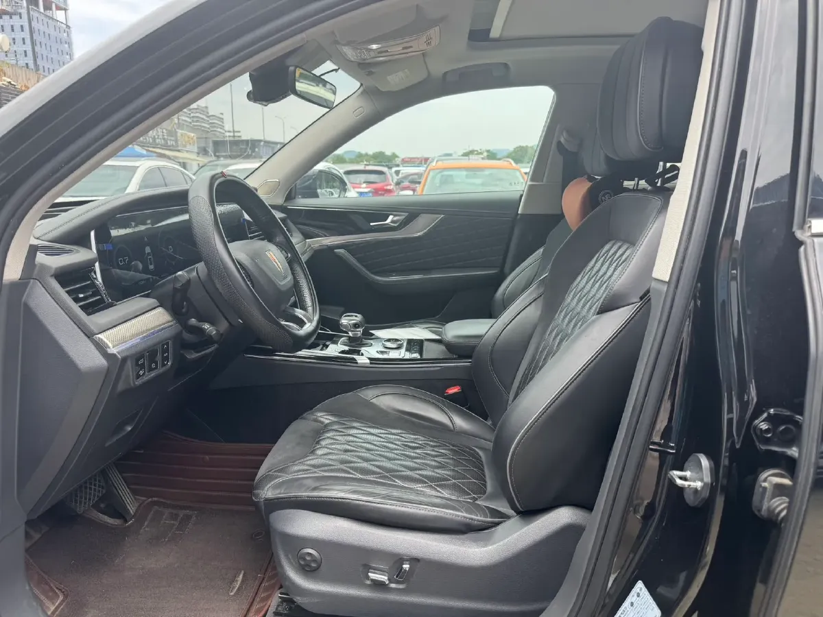 2019 HongQi HS5 2.0T 224HP L4 6AT,autocango,china used car exporter,china ev exporter,chinese used car exporter,chinese used ev exporter