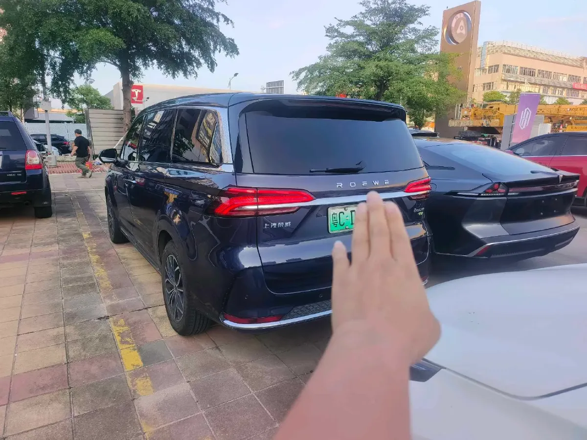 2022 Roewe iMAX8 BEV 90KWH,autocango,china used car exporter,china ev exporter,chinese used car exporter,chinese used ev exporter