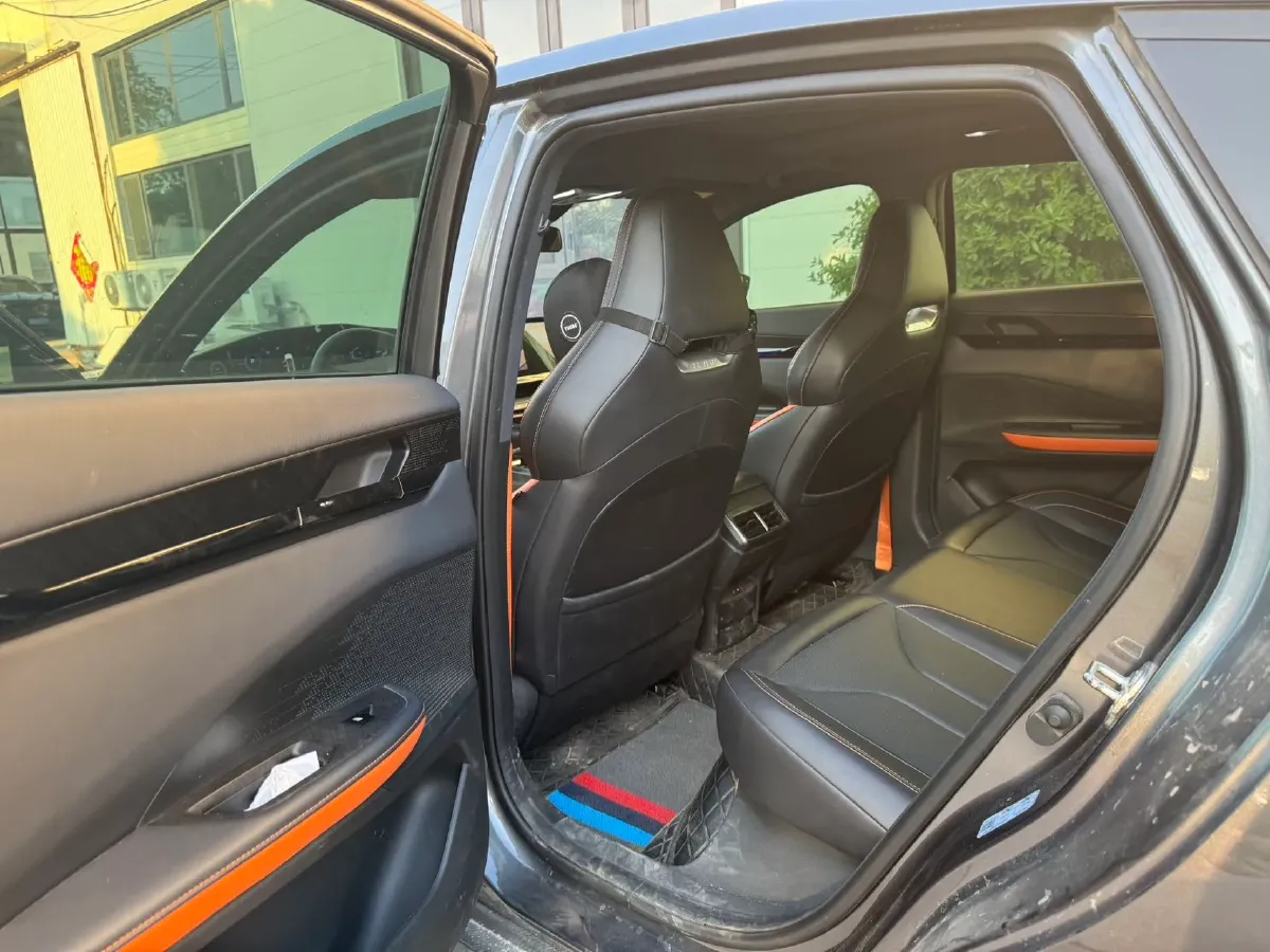 2024 ChangAn UNI-V 1.5T 188HP L4 7DCT,autocango,china used car exporter,china ev exporter,chinese used car exporter,chinese used ev exporter