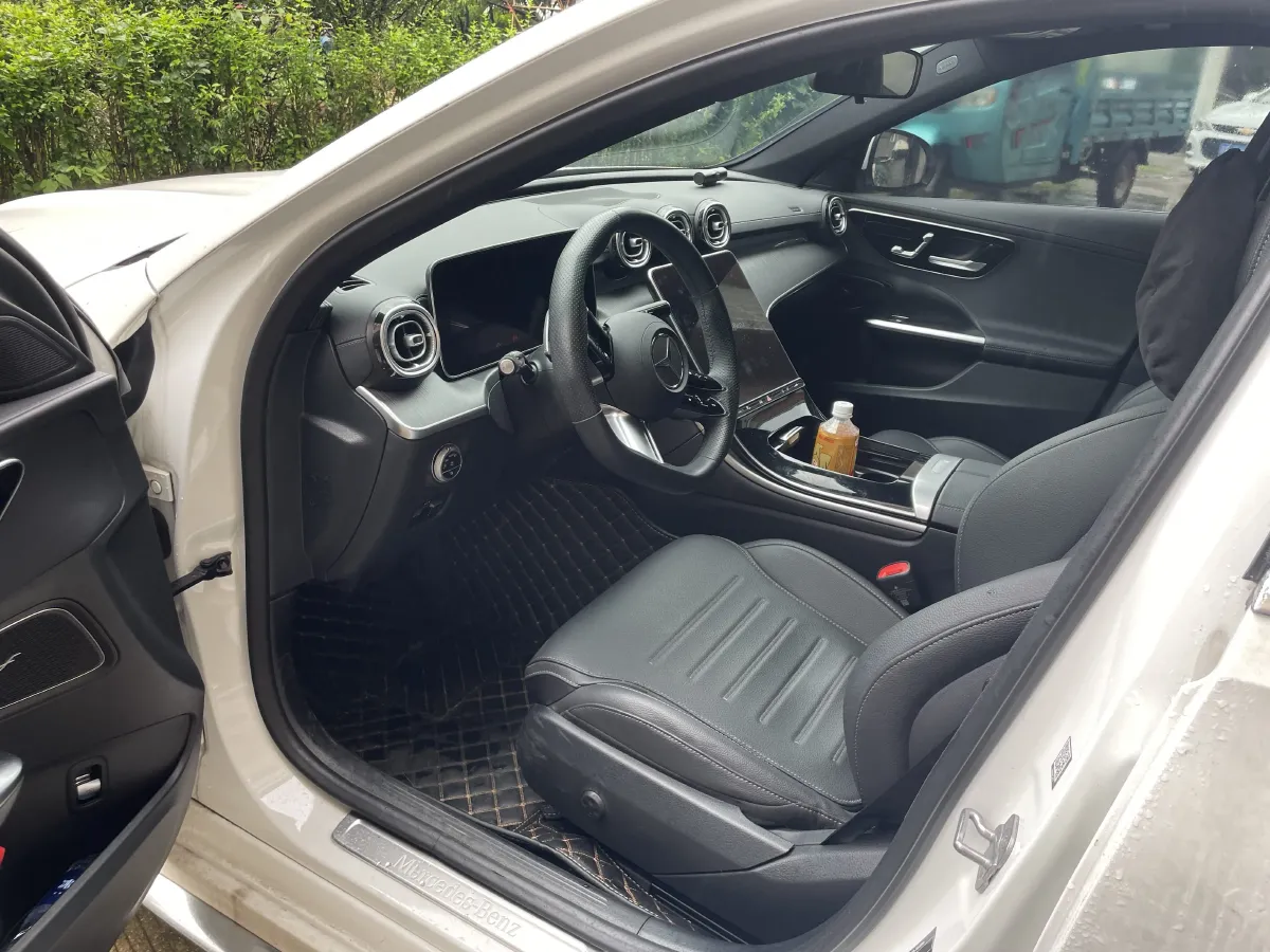 2024 Mercedes-Benz C Class 1.5T 204HP L4 9AT,autocango,china used car exporter,china ev exporter,chinese used car exporter,chinese used ev exporter