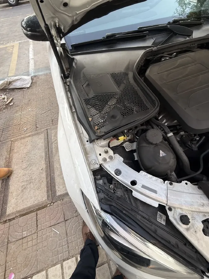 2021 Mercedes-Benz C Class 1.5T 184HP L4 9AT,autocango,china used car exporter,china ev exporter,chinese used car exporter,chinese used ev exporter