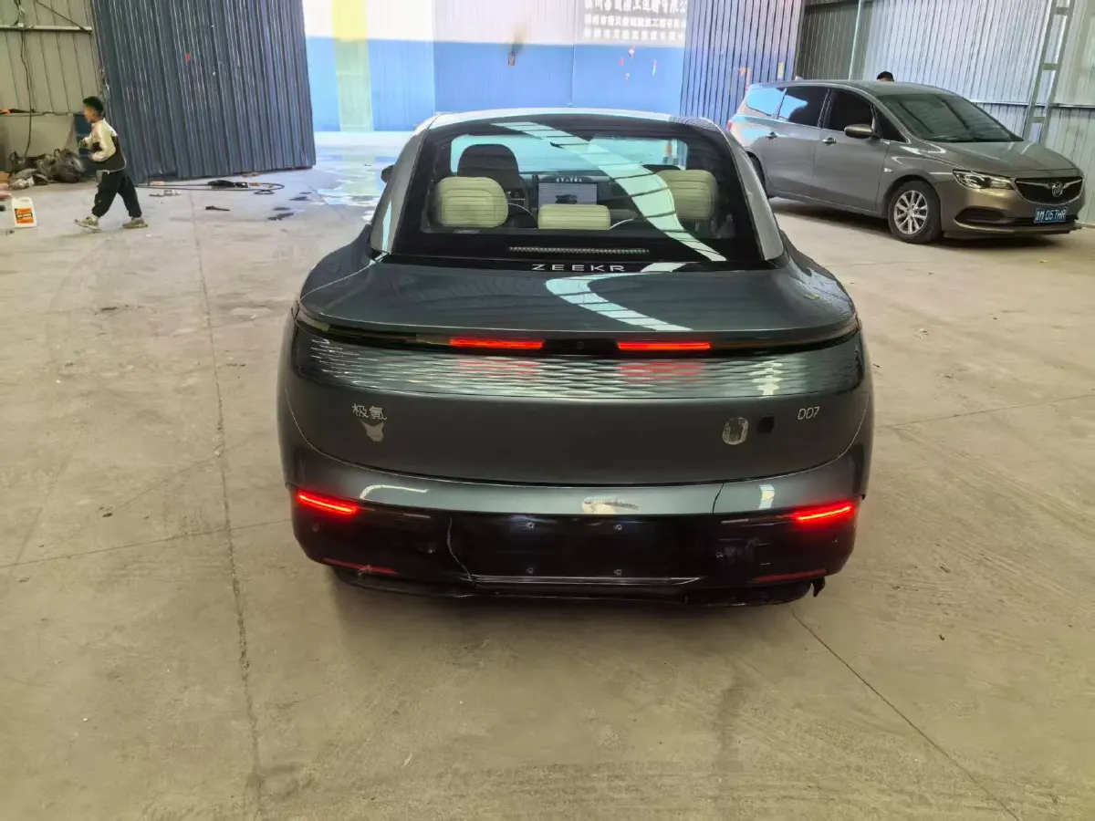 2024 Zeekr 007 BEV 75KWH,autocango,china used car exporter,china ev exporter,chinese used car exporter,chinese used ev exporter