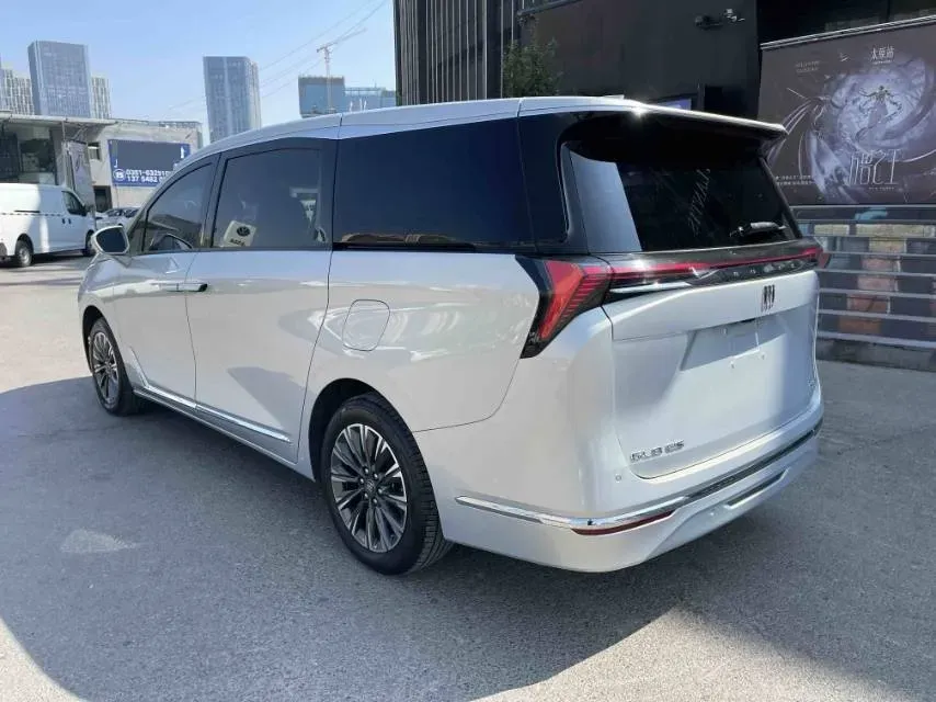 2025 Buick GL8 2.0T 237HP L4 9AT,autocango,china used car exporter,china ev exporter,chinese used car exporter,chinese used ev exporter