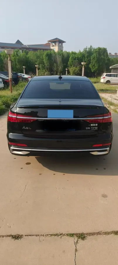 2023 Audi A6L 3.0T 340HP V6 7DCT,autocango,china used car exporter,china ev exporter,chinese used car exporter,chinese used ev exporter