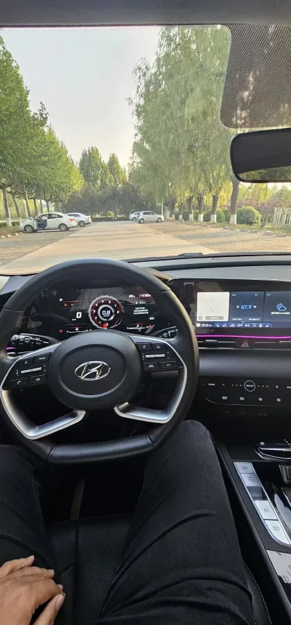 2022 Hyundai Elantra 1.5L 115HP L4 CVT,autocango,china used car exporter,china ev exporter,chinese used car exporter,chinese used ev exporter