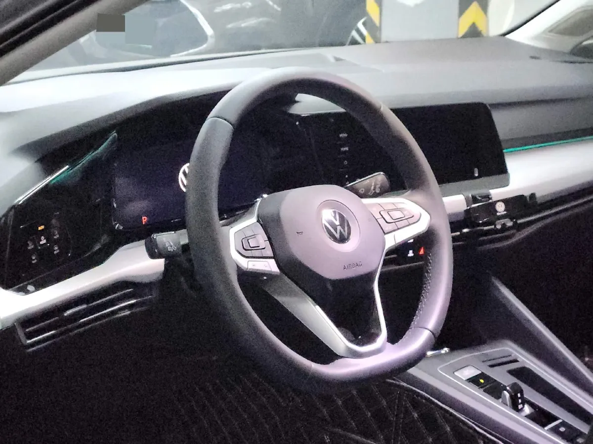 2023 Volkswagen Golf 1.4T 150HP L4 7DCT,autocango,china used car exporter,china ev exporter,chinese used car exporter,chinese used ev exporter