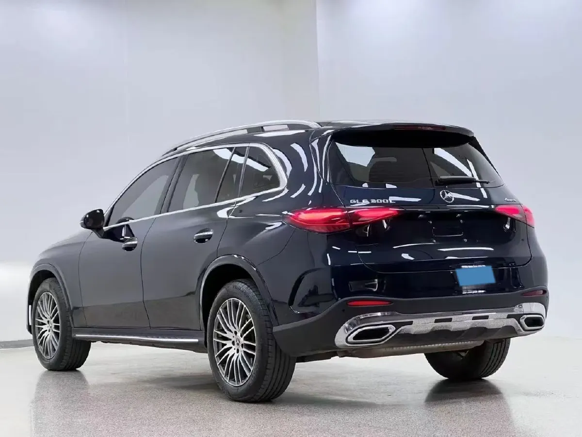 2023 Mercedes-Benz GLC Class 2.0T 258HP L4 9AT,autocango,china used car exporter,china ev exporter,chinese used car exporter,chinese used ev exporter