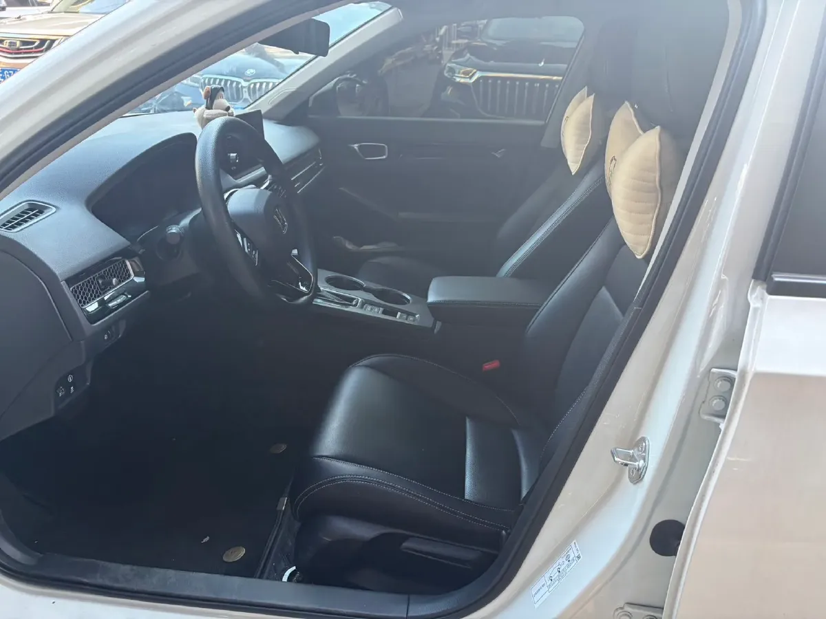 2023 Honda Civic 1.5T 182HP L4 CVT,autocango,china used car exporter,china ev exporter,chinese used car exporter,chinese used ev exporter