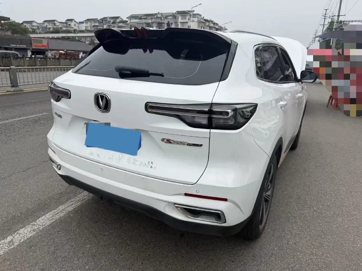 2022 ChangAn Oshan X7 Plus 1.5T 188HP L4 7DCT,autocango,china used car exporter,china ev exporter,chinese used car exporter,chinese used ev exporter