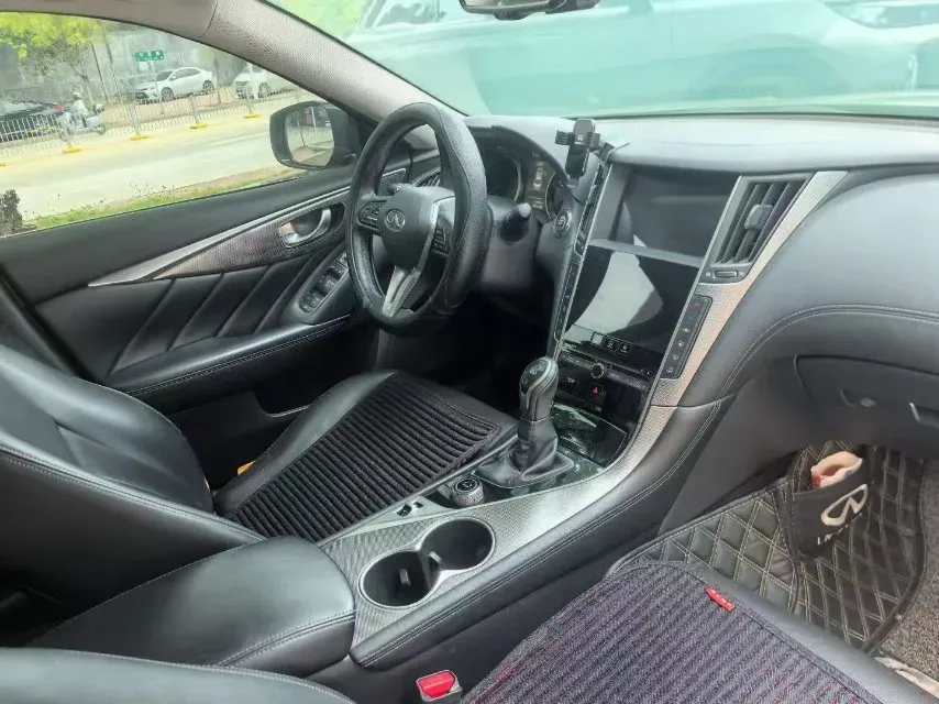 2018 Jeep Grand Commander 2.0T 265HP L4 9AT,autocango,china used car exporter,china ev exporter,chinese used car exporter,chinese used ev exporter
