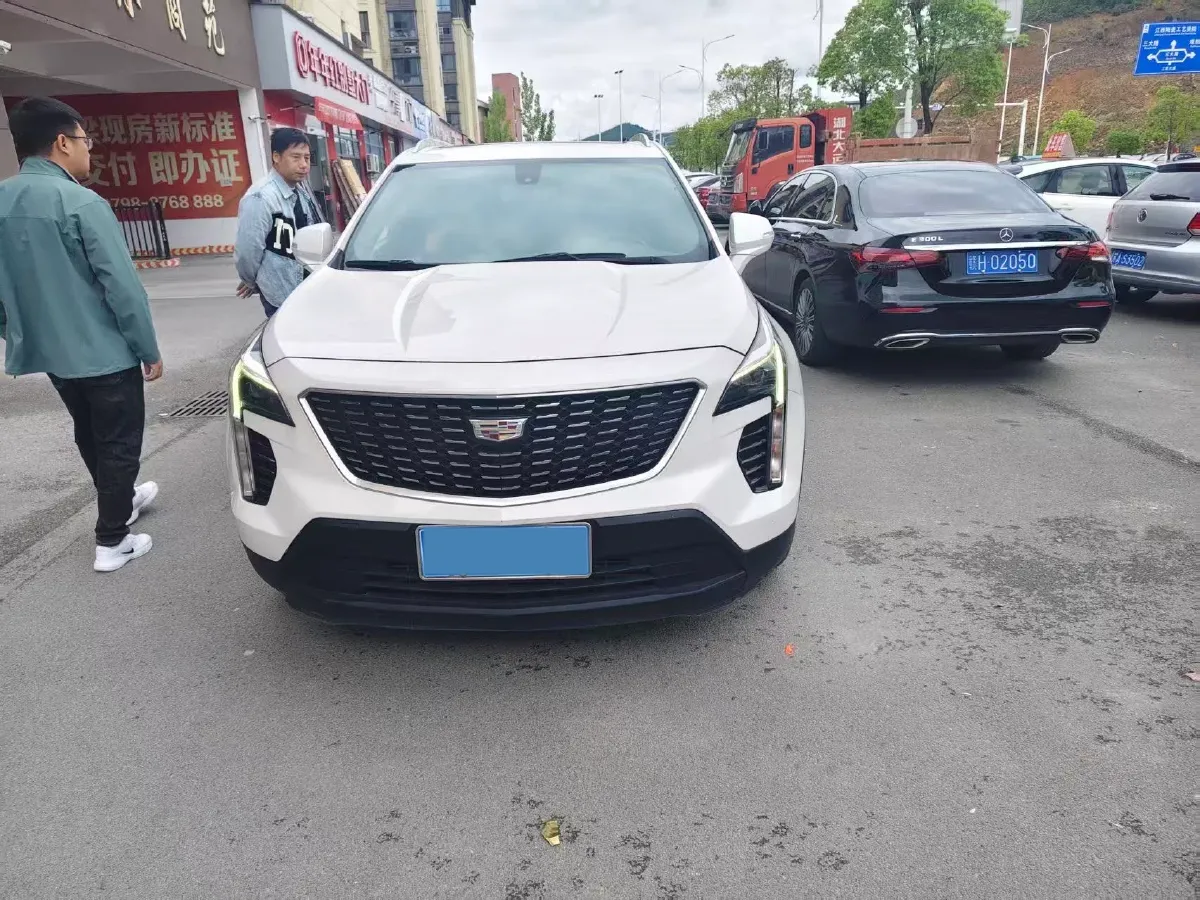 2021 Cadillac XT4 2.0T 237HP L4 9AT,autocango,china used car exporter,china ev exporter,chinese used car exporter,chinese used ev exporter