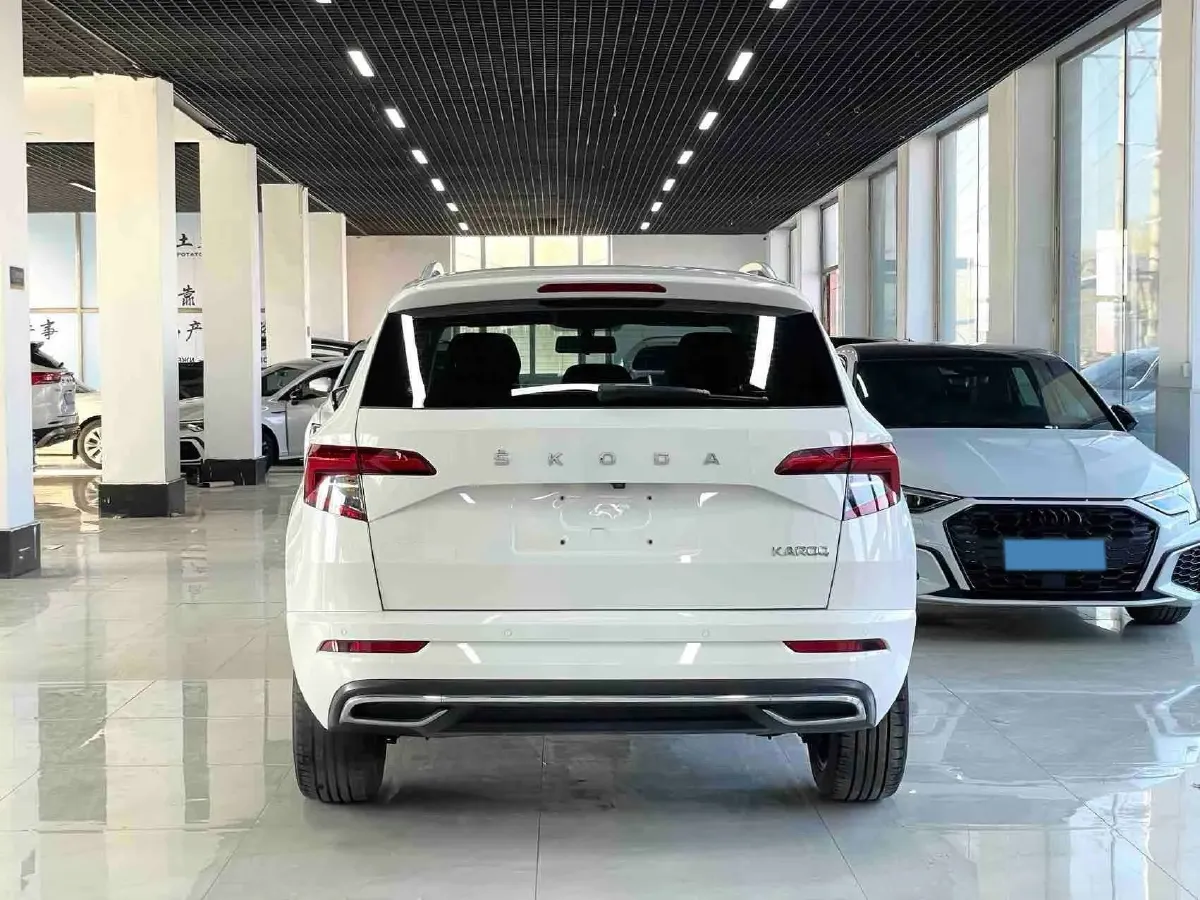 2022 Skoda Karoq 1.4T 150HP L4 7DCT,autocango,china used car exporter,china ev exporter,chinese used car exporter,chinese used ev exporter