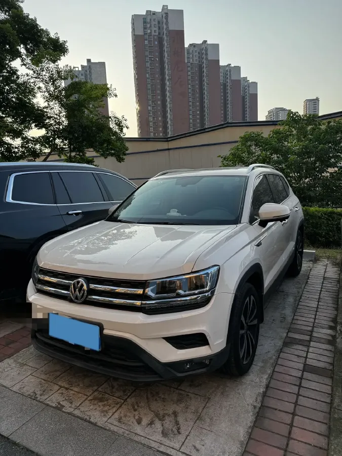 2020 Volkswagen Tharu 1.4T 150HP L4 7DCT,autocango,china used car exporter,china ev exporter,chinese used car exporter,chinese used ev exporter