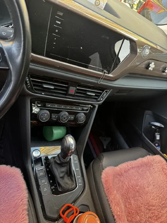 2020 Volkswagen Tharu 1.4T 150HP L4 7DCT,autocango,china used car exporter,china ev exporter,chinese used car exporter,chinese used ev exporter