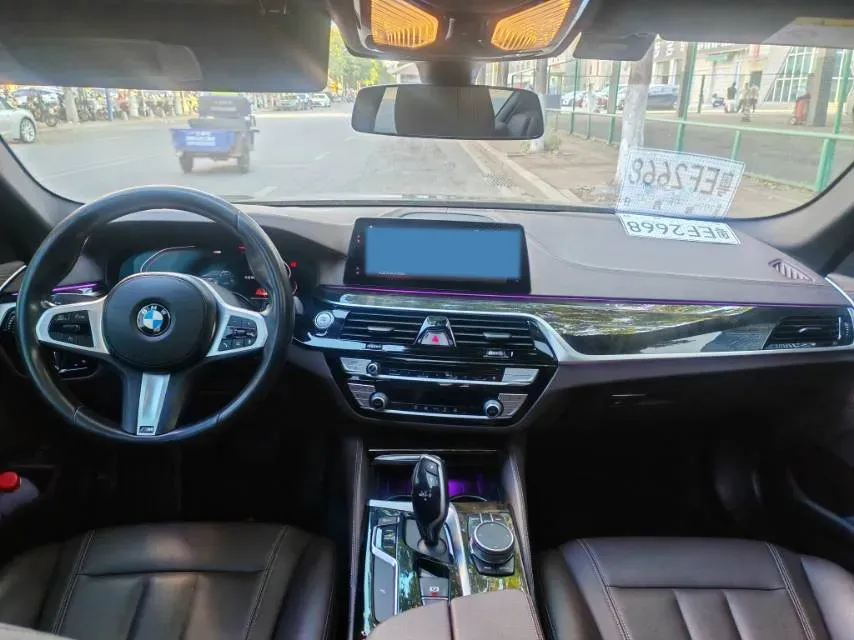 2020 BMW 5 Series 2.0T 184HP L4 8AT,autocango,china used car exporter,china ev exporter,chinese used car exporter,chinese used ev exporter