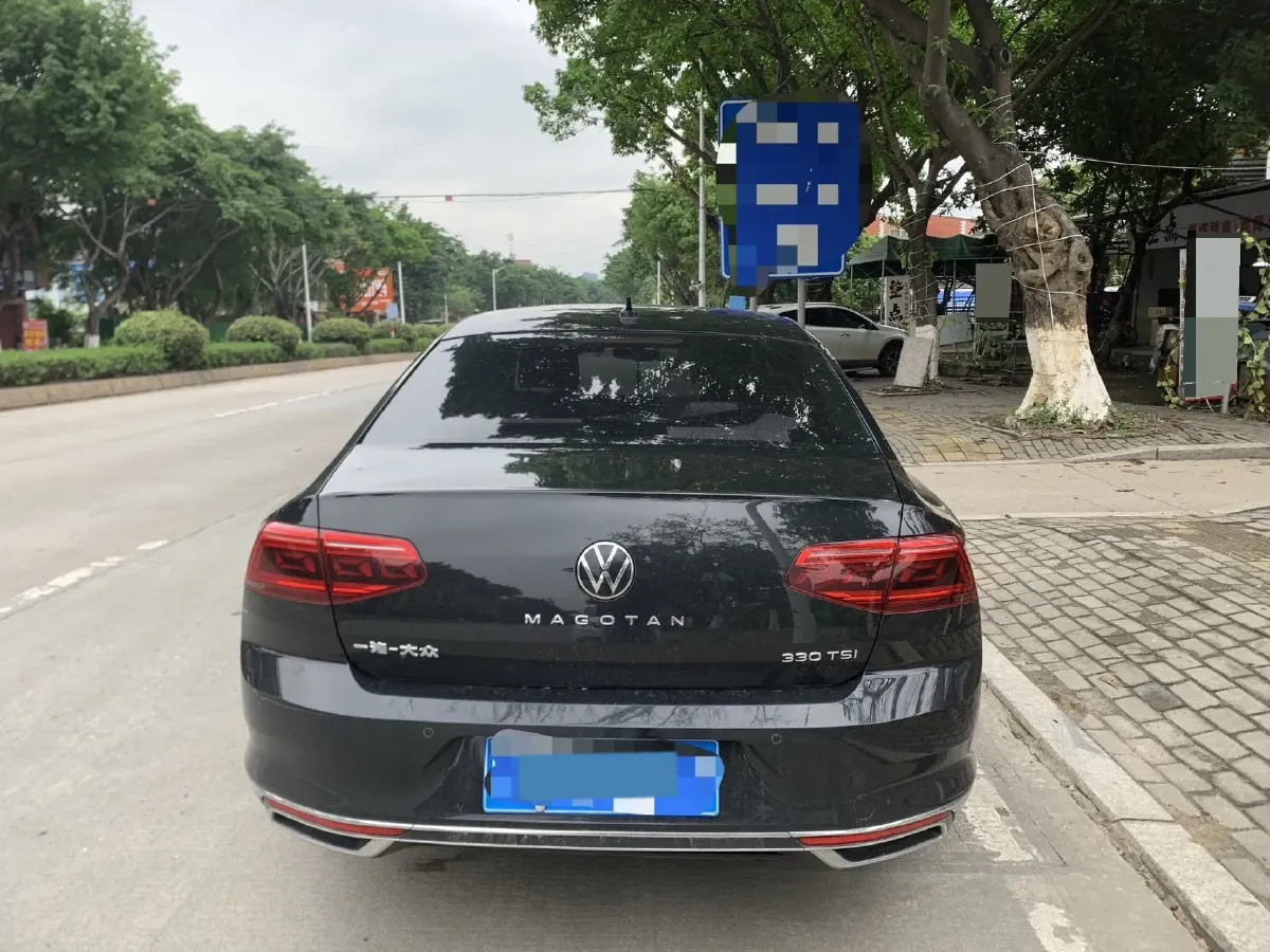 2020 Volkswagen Magotan 2.0T 186HP L4 7DCT,autocango,china used car exporter,china ev exporter,chinese used car exporter,chinese used ev exporter