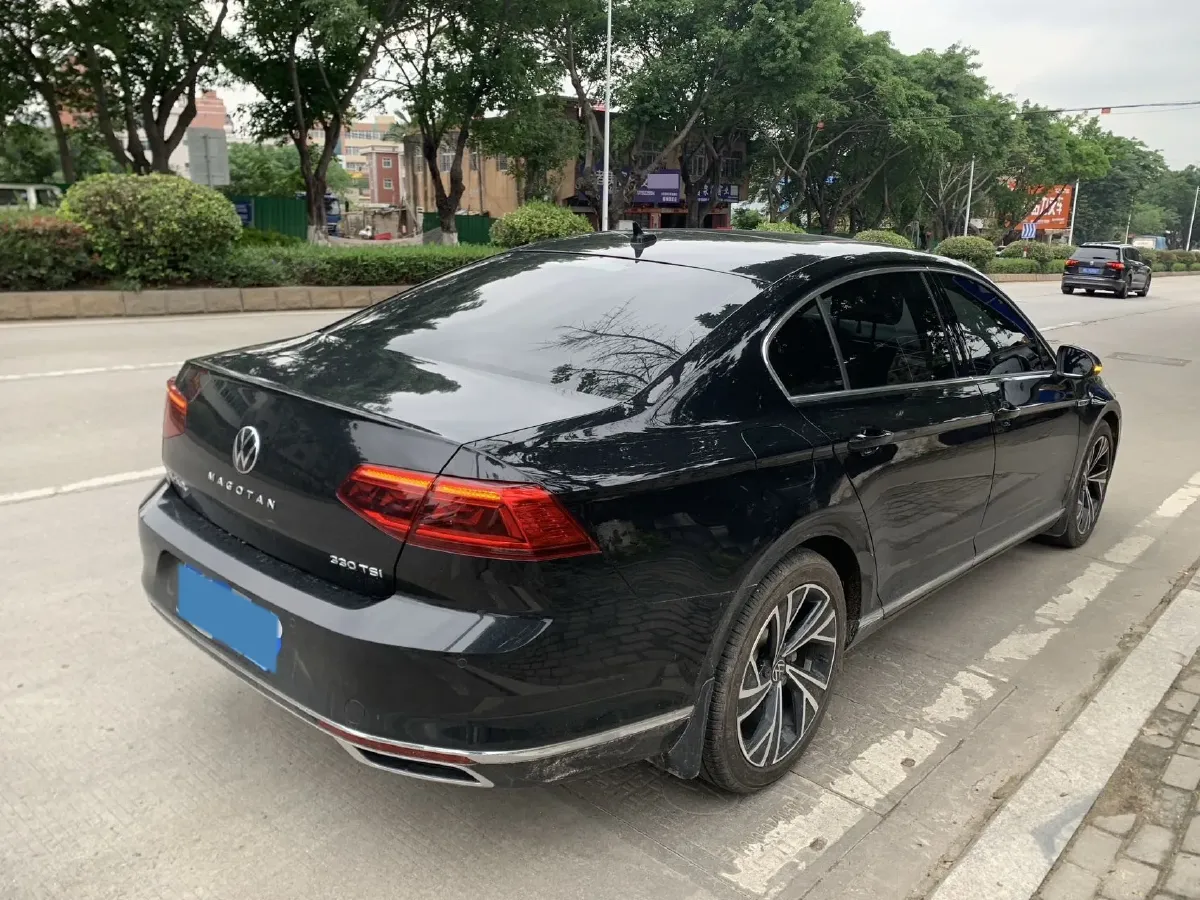 2020 Volkswagen Magotan 2.0T 186HP L4 7DCT,autocango,china used car exporter,china ev exporter,chinese used car exporter,chinese used ev exporter
