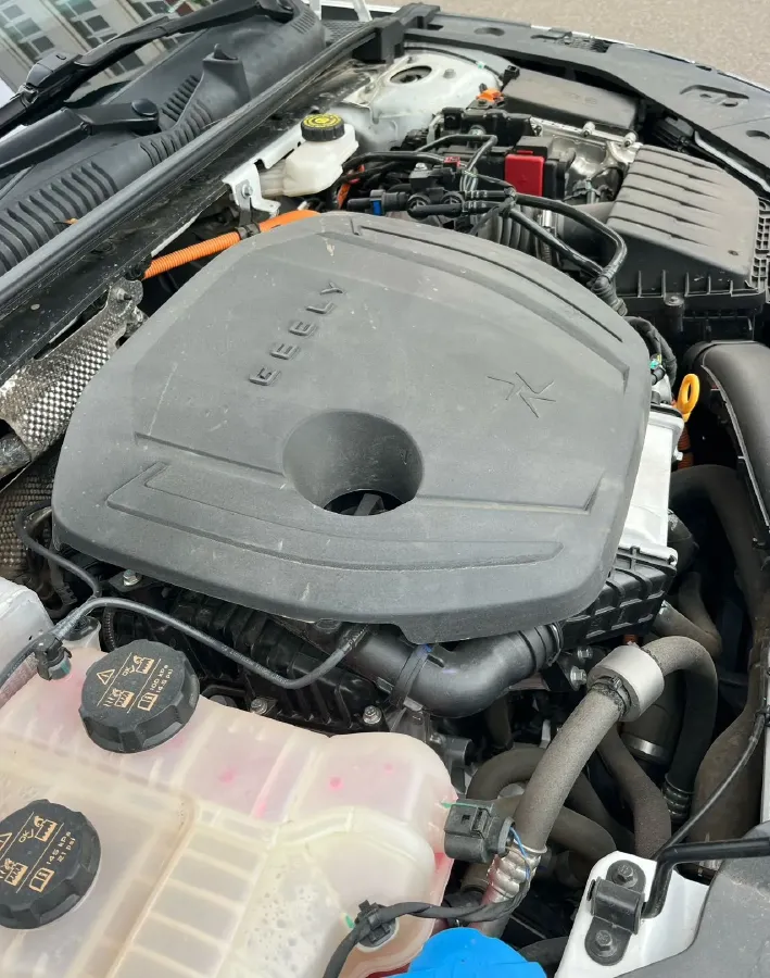 2023 Geely Galaxy L6 1.5T 163HP L4 3DHT PHEV,autocango,china used car exporter,china ev exporter,chinese used car exporter,chinese used ev exporter