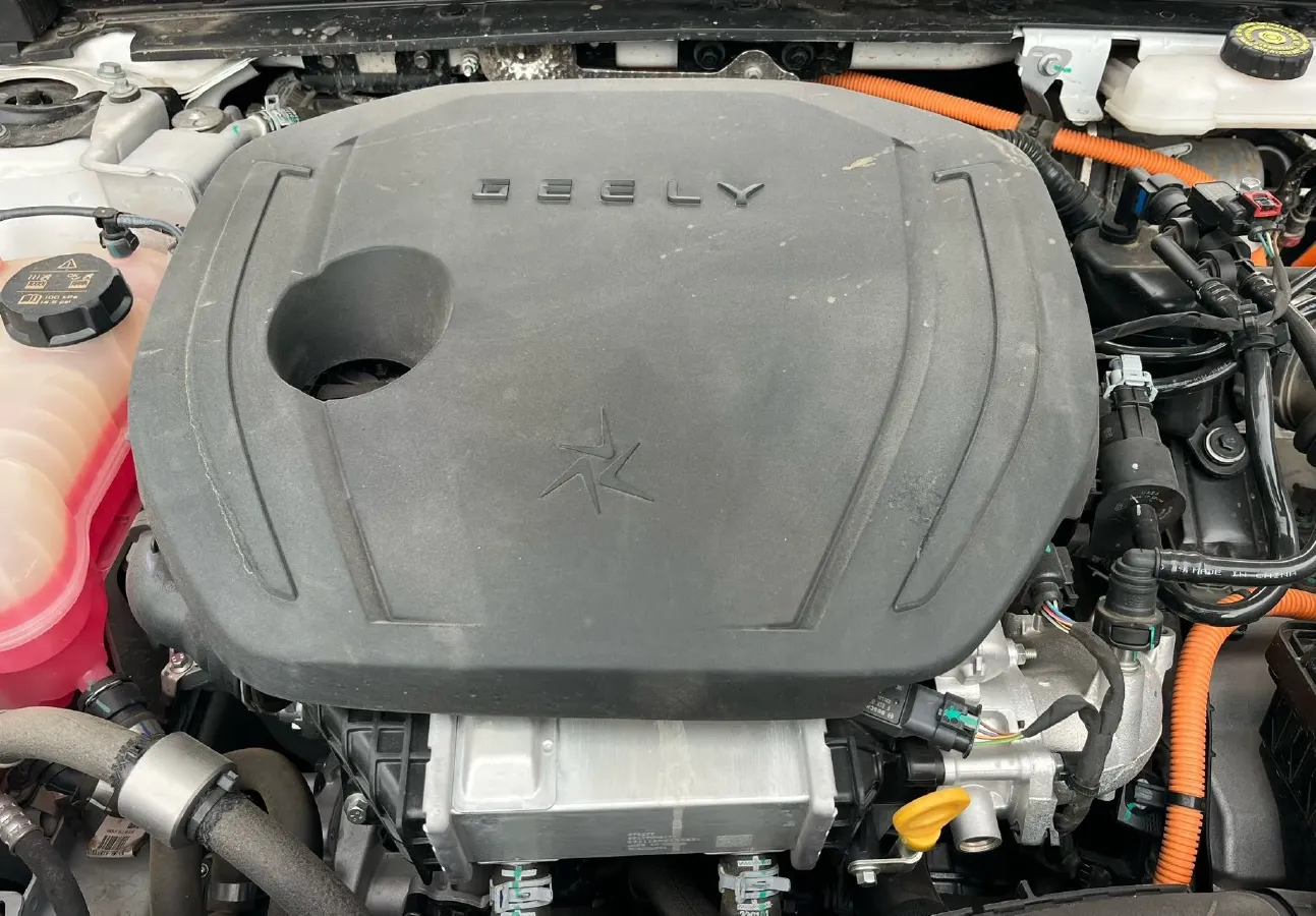 2023 Geely Galaxy L6 1.5T 163HP L4 3DHT PHEV,autocango,china used car exporter,china ev exporter,chinese used car exporter,chinese used ev exporter
