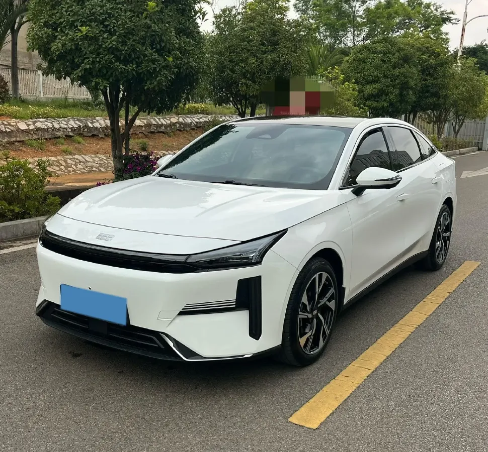 2023 Geely Galaxy L6 1.5T 163HP L4 3DHT PHEV,autocango,china used car exporter,china ev exporter,chinese used car exporter,chinese used ev exporter