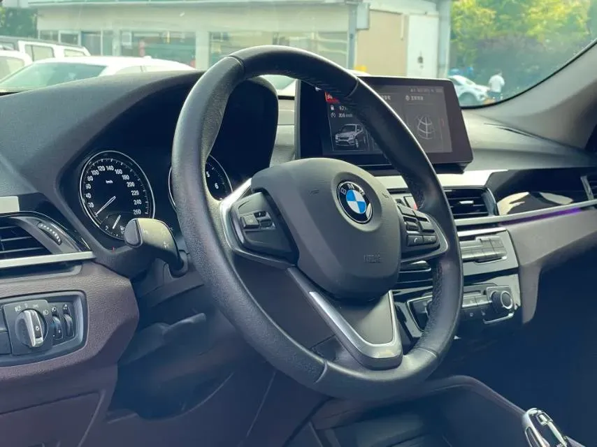 2021 BMW X1 1.5T 140HP L3 7DCT,autocango,china used car exporter,china ev exporter,chinese used car exporter,chinese used ev exporter