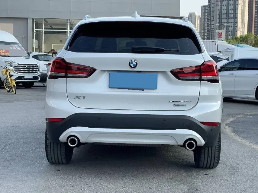 2021 BMW X1 1.5T 140HP L3 7DCT,autocango,china used car exporter,china ev exporter,chinese used car exporter,chinese used ev exporter