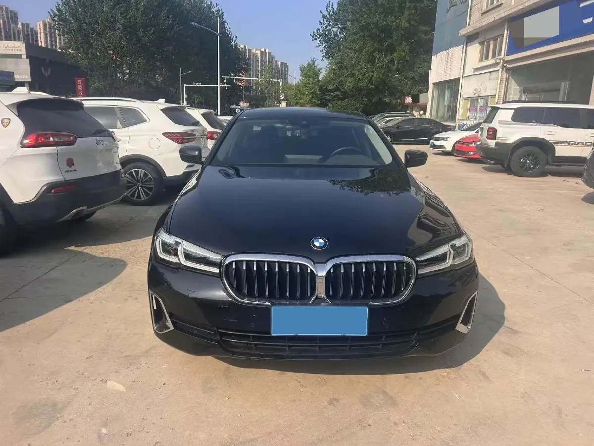 2021 BMW 5 Series 2.0T 252HP L4 8AT,autocango,china used car exporter,china ev exporter,chinese used car exporter,chinese used ev exporter