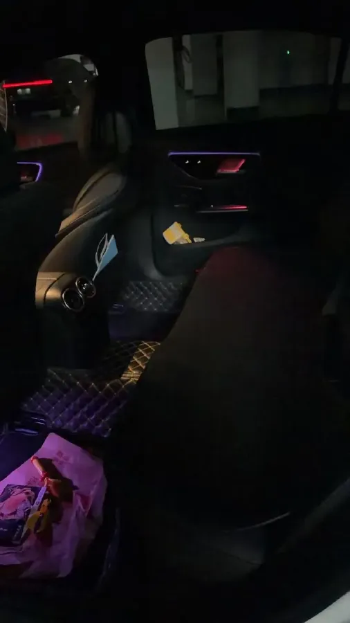 2023 Mercedes-Benz C Class 1.5T 170HP L4 9AT,autocango,china used car exporter,china ev exporter,chinese used car exporter,chinese used ev exporter