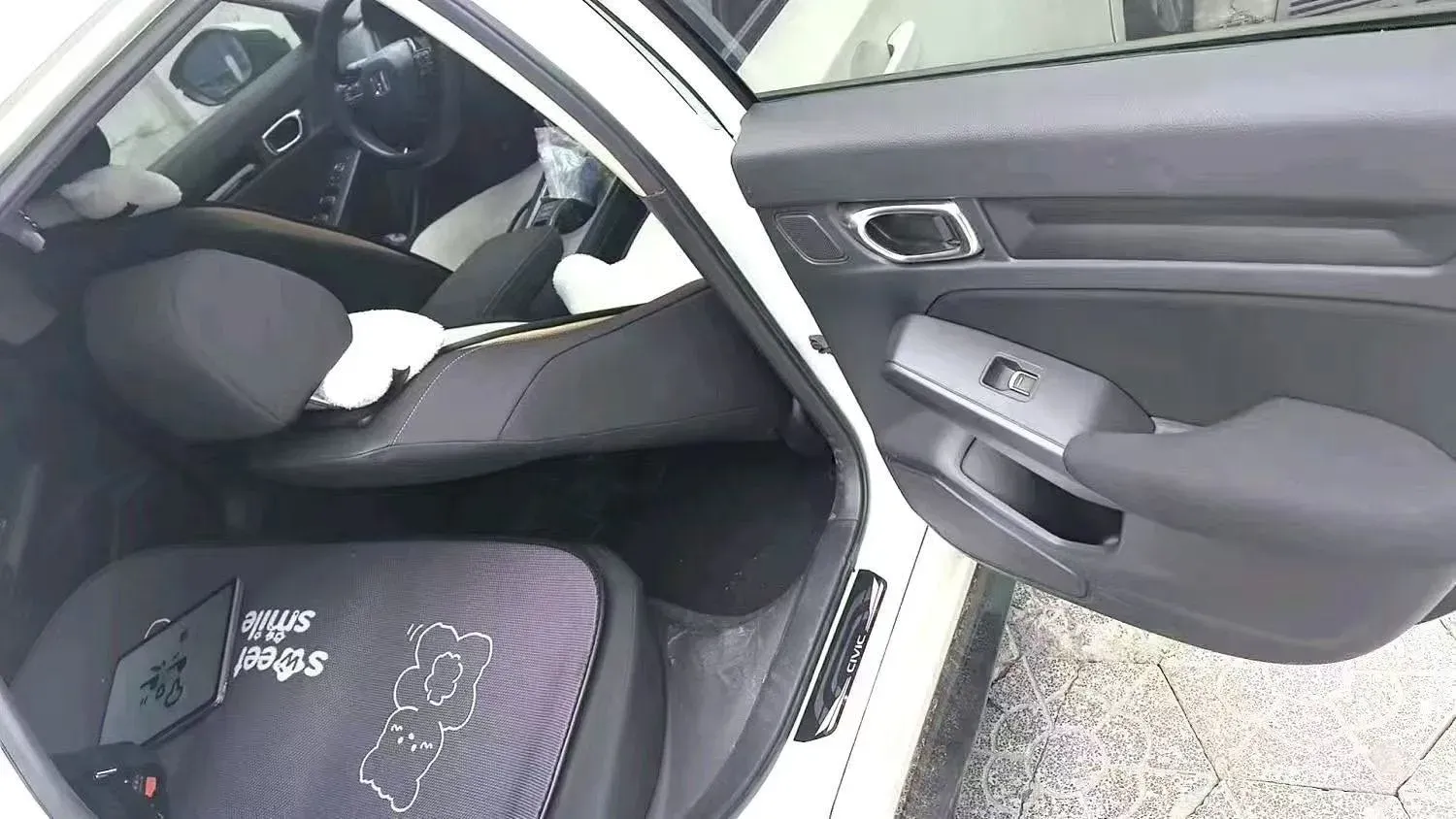 2023 Honda Civic 1.5T 182HP L4 CVT,autocango,china used car exporter,china ev exporter,chinese used car exporter,chinese used ev exporter