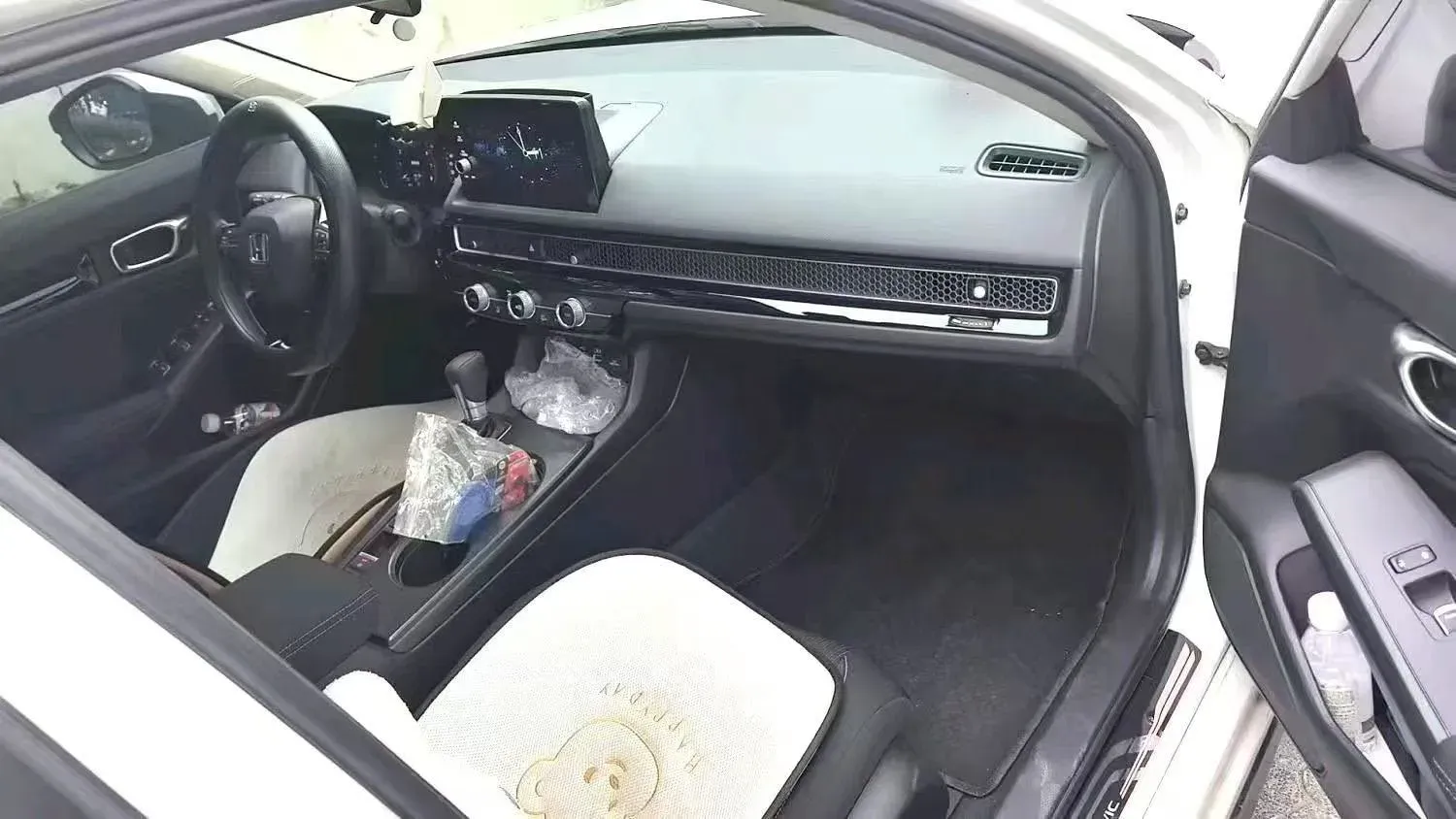 2023 Honda Civic 1.5T 182HP L4 CVT,autocango,china used car exporter,china ev exporter,chinese used car exporter,chinese used ev exporter