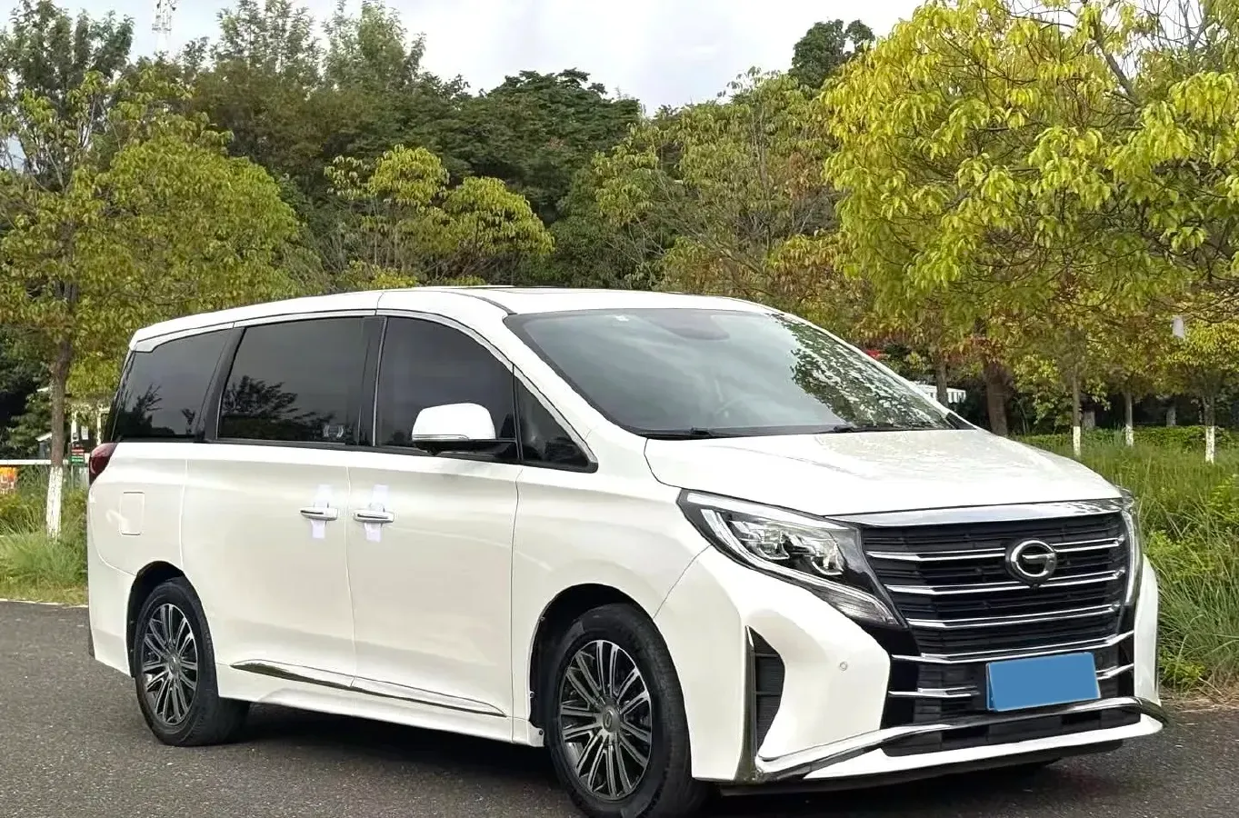 2023 GAC Trumpchi M8 2.0T 252HP L4 8AT,autocango,china used car exporter,china ev exporter,chinese used car exporter,chinese used ev exporter