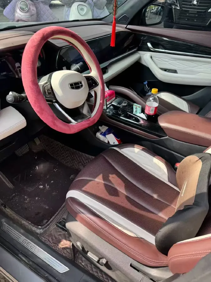 2021 Geely Monjaro 2.0T 218HP L4 7DCT,autocango,china used car exporter,china ev exporter,chinese used car exporter,chinese used ev exporter