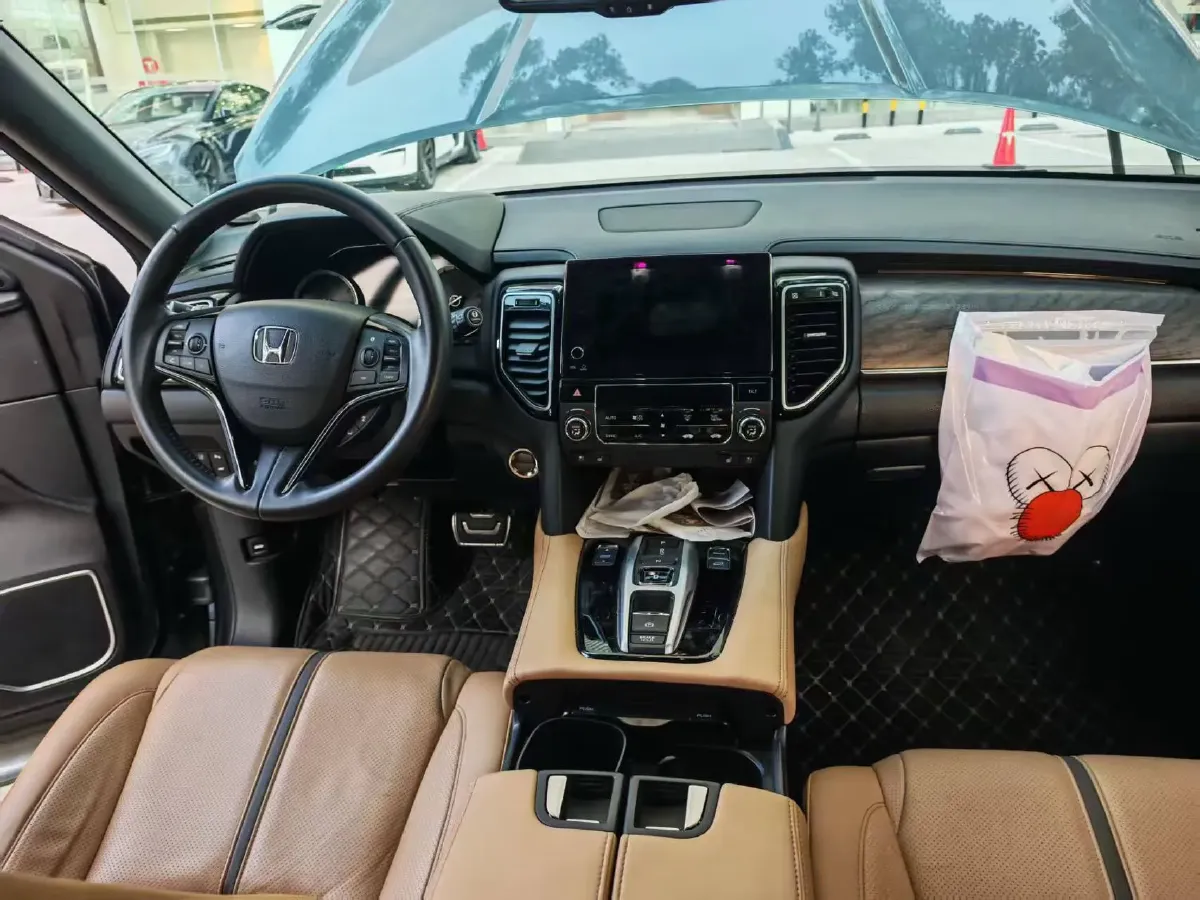 2020 Honda UR-V 2.0T 272HP L4 9AT,autocango,china used car exporter,china ev exporter,chinese used car exporter,chinese used ev exporter