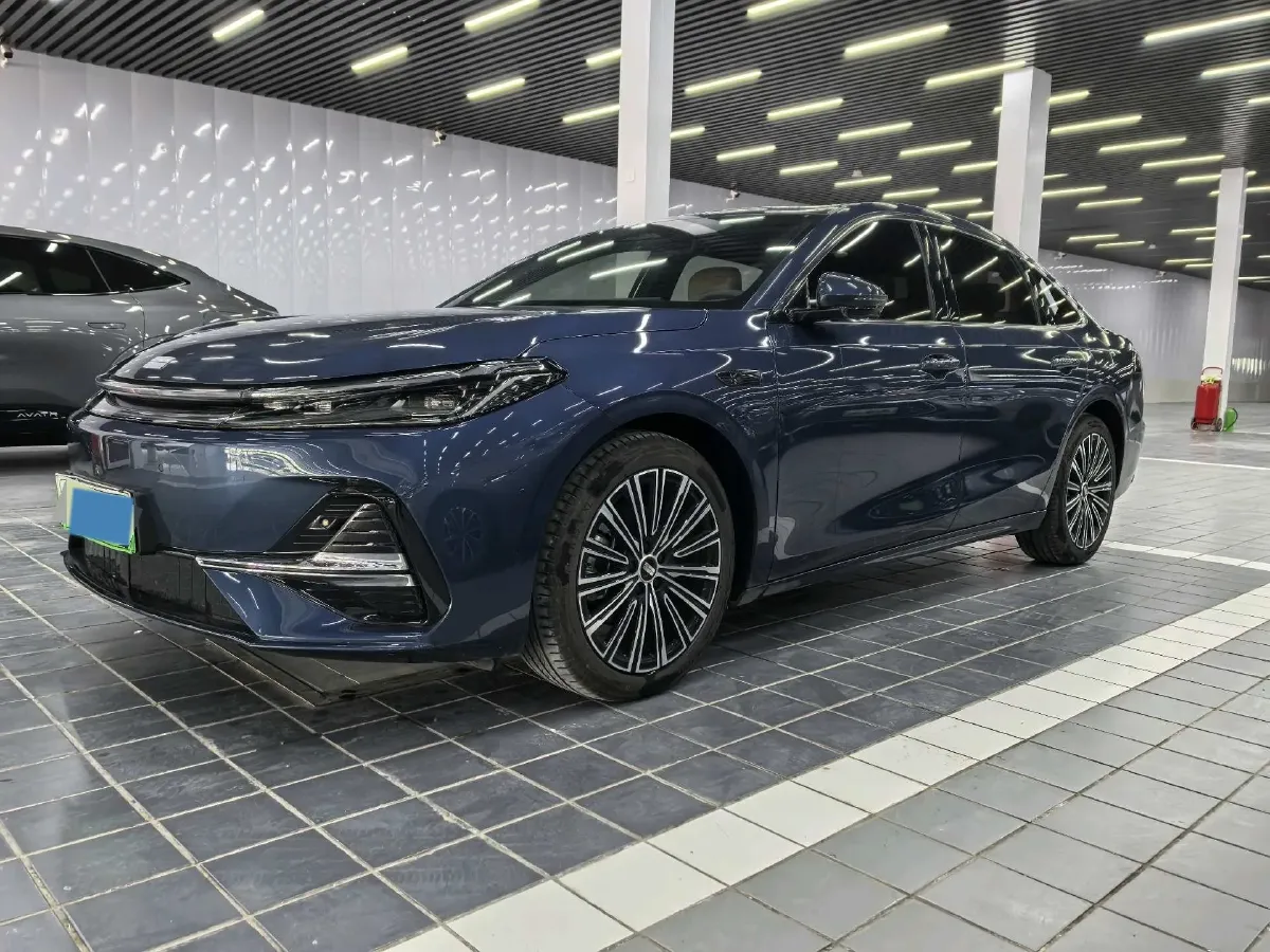 2025 Geely Galaxy A7 1.5L 112HP L4 1DHT PHEV,autocango,china used car exporter,china ev exporter,chinese used car exporter,chinese used ev exporter