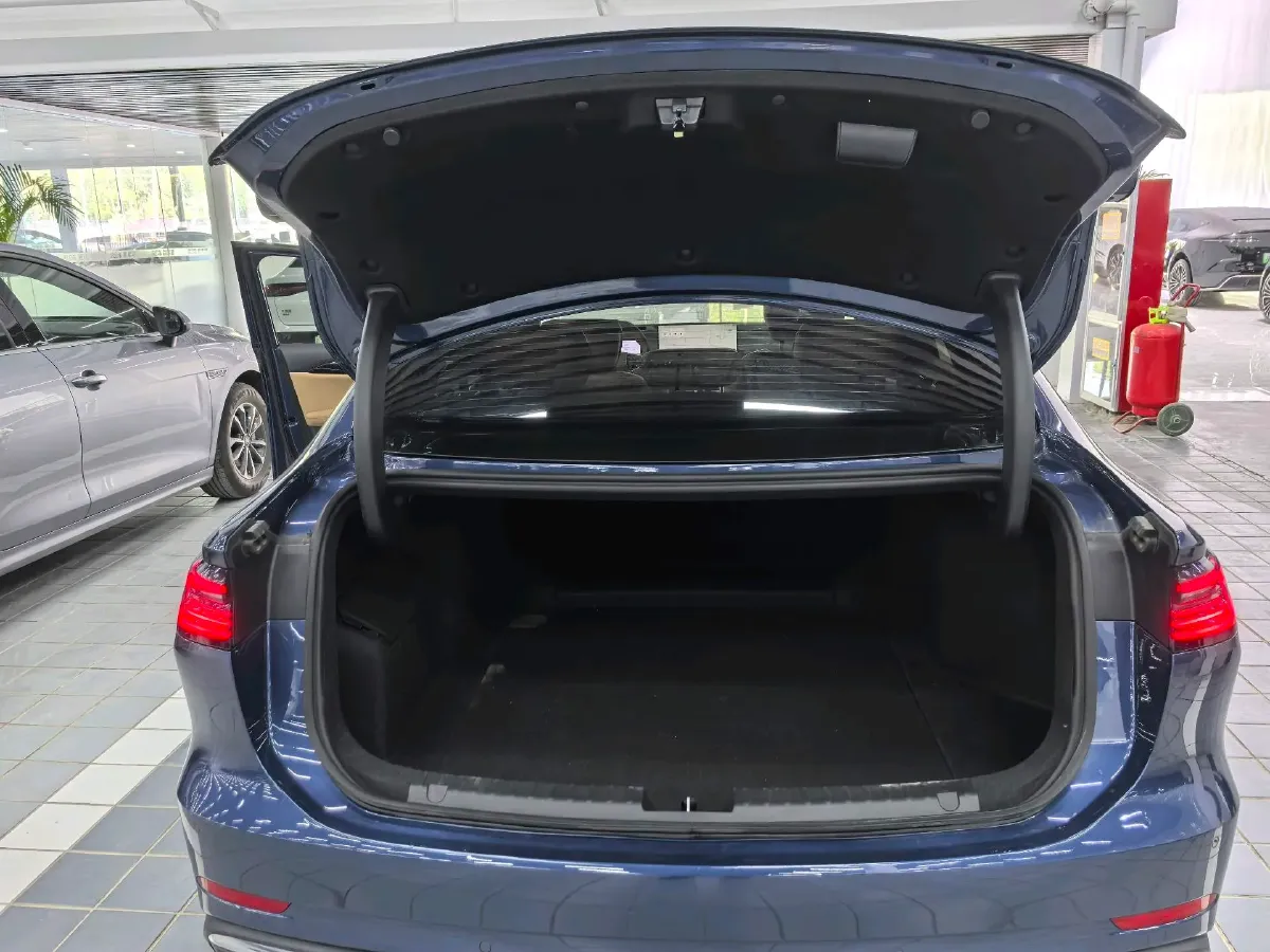 2025 Geely Galaxy A7 1.5L 112HP L4 1DHT PHEV,autocango,china used car exporter,china ev exporter,chinese used car exporter,chinese used ev exporter