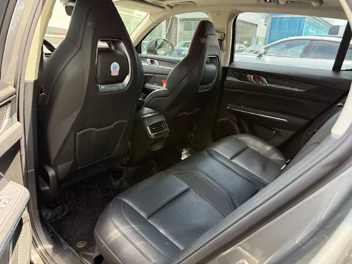 2021 LYNK&CO 01 2.0T 218HP L4 8AT,autocango,china used car exporter,china ev exporter,chinese used car exporter,chinese used ev exporter