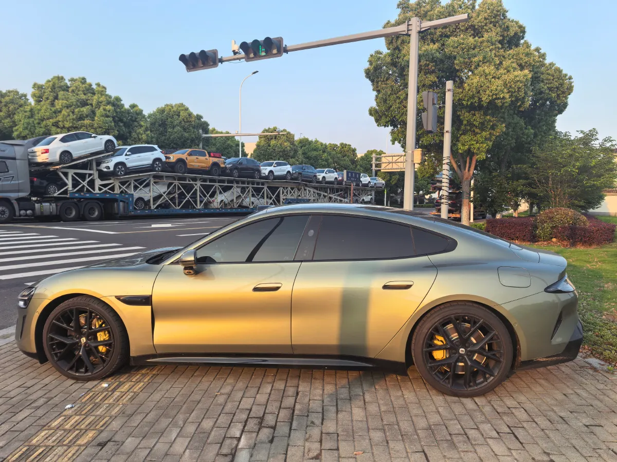 2024 MI SU7 BEV 101KWH,autocango,china used car exporter,china ev exporter,chinese used car exporter,chinese used ev exporter