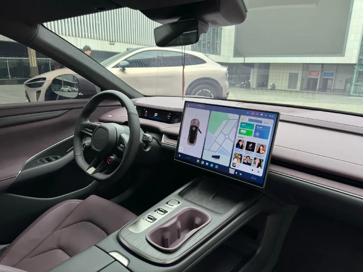 2024 MI SU7 BEV 94.3KWH,autocango,china used car exporter,china ev exporter,chinese used car exporter,chinese used ev exporter