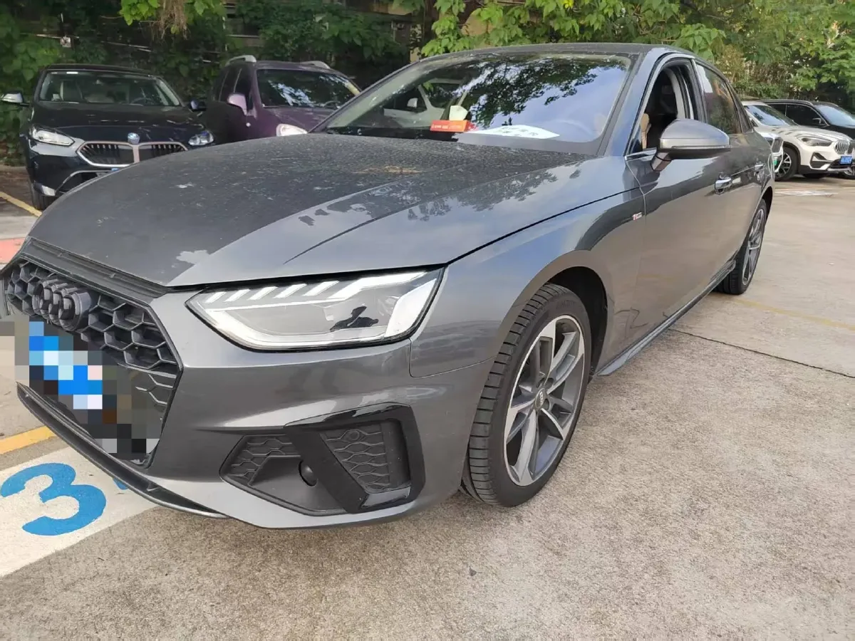 2020 Audi A4L 2.0T 190HP L4 7DCT,autocango,china used car exporter,china ev exporter,chinese used car exporter,chinese used ev exporter