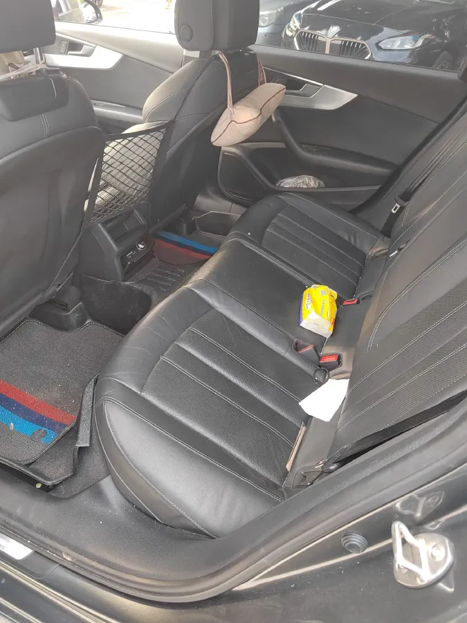 2020 Audi A4L 2.0T 190HP L4 7DCT,autocango,china used car exporter,china ev exporter,chinese used car exporter,chinese used ev exporter