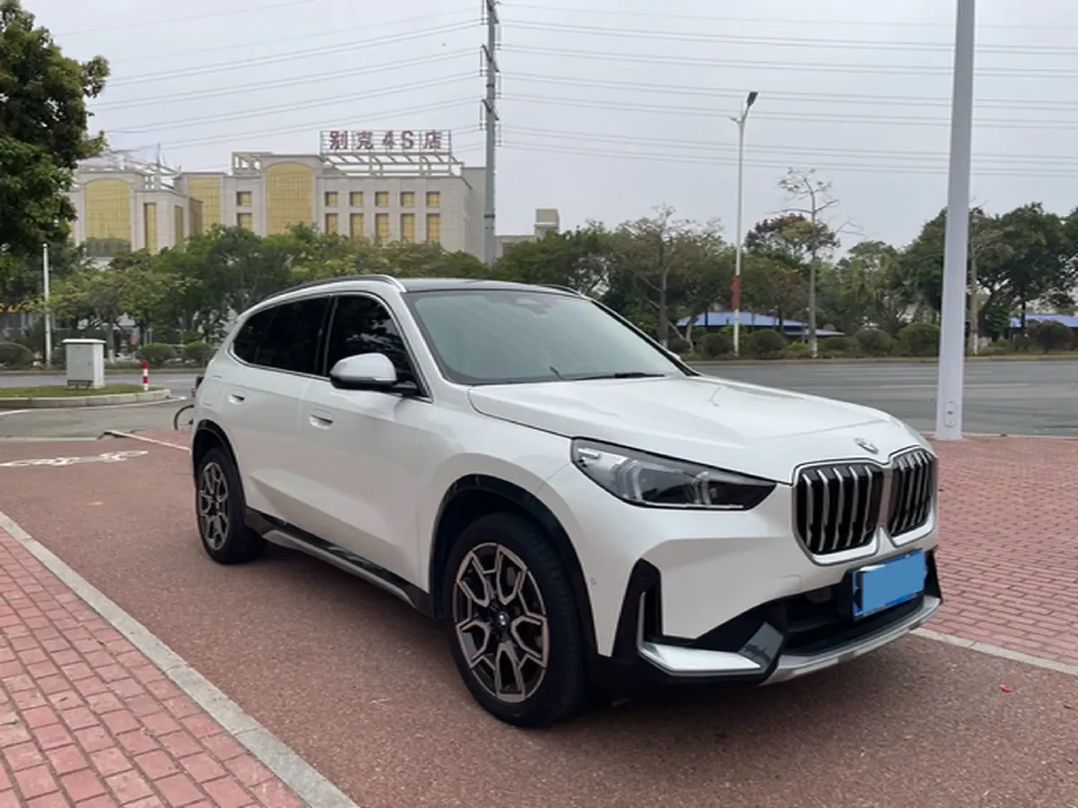 2024 BMW X1 2.0T 204HP L4 7DCT,autocango,china used car exporter,china ev exporter,chinese used car exporter,chinese used ev exporter