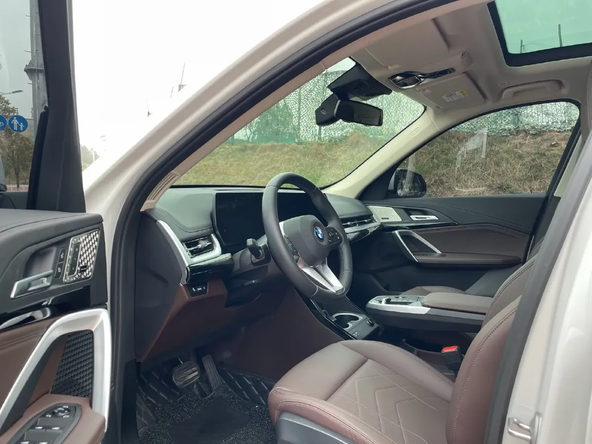 2024 BMW X1 2.0T 204HP L4 7DCT,autocango,china used car exporter,china ev exporter,chinese used car exporter,chinese used ev exporter