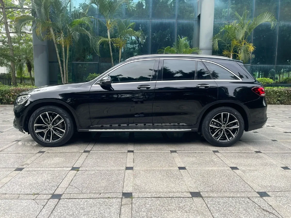 2021 Mercedes-Benz GLC Class 2.0T 197HP L4 9AT,autocango,china used car exporter,china ev exporter,chinese used car exporter,chinese used ev exporter