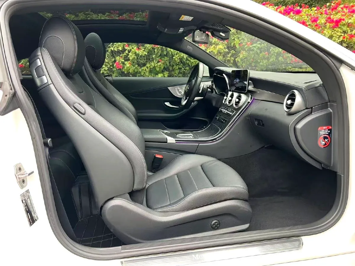 2021 Mercedes-Benz C Class 1.5T 184HP L4 9AT,autocango,china used car exporter,china ev exporter,chinese used car exporter,chinese used ev exporter