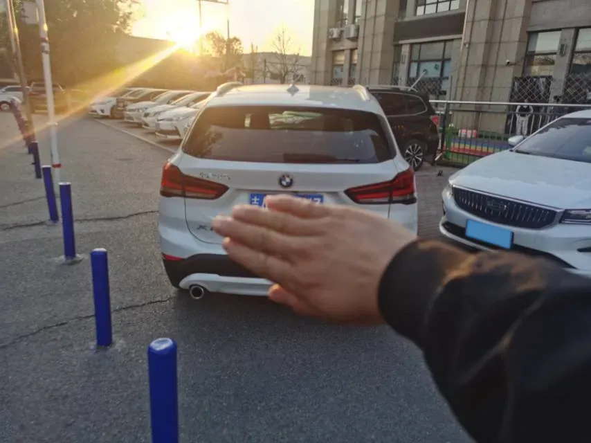 2020 BMW X1 2.0T 192HP L4 7DCT,autocango,china used car exporter,china ev exporter,chinese used car exporter,chinese used ev exporter