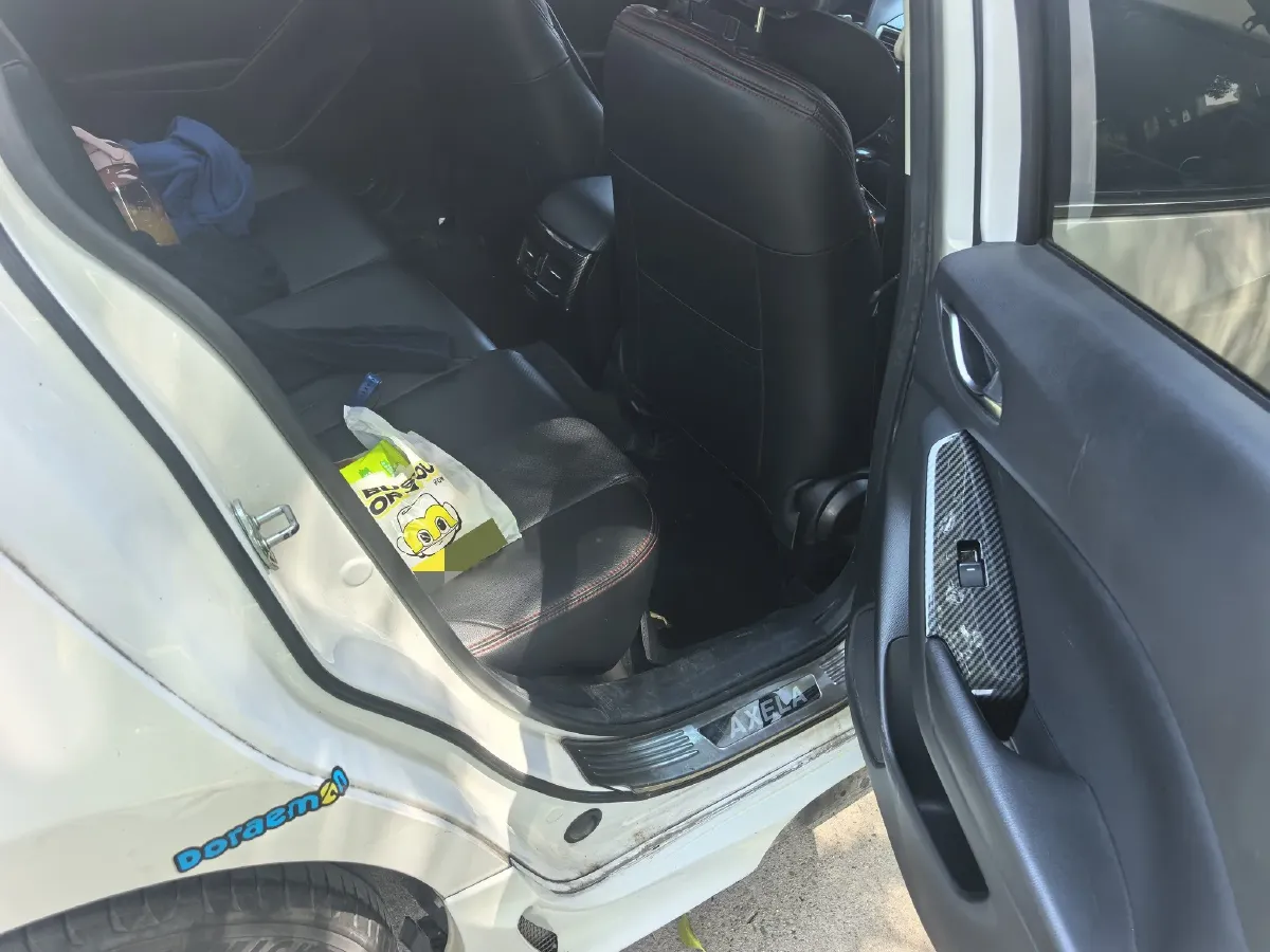 2017 Mazda 3 Axela 1.5L 117HP L4 6AT,autocango,china used car exporter,china ev exporter,chinese used car exporter,chinese used ev exporter