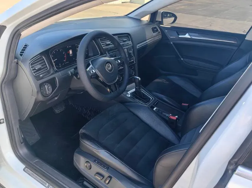 2018 Volkswagen Golf 1.4T 131HP L4 7DCT,autocango,china used car exporter,china ev exporter,chinese used car exporter,chinese used ev exporter