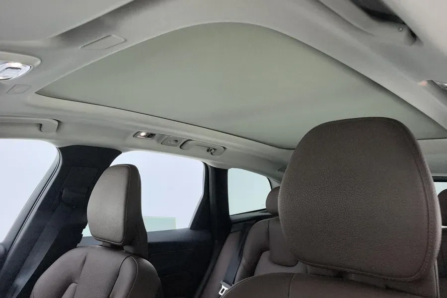 2019 Volvo XC60 2.0T 254HP L4 8AT,autocango,china used car exporter,china ev exporter,chinese used car exporter,chinese used ev exporter