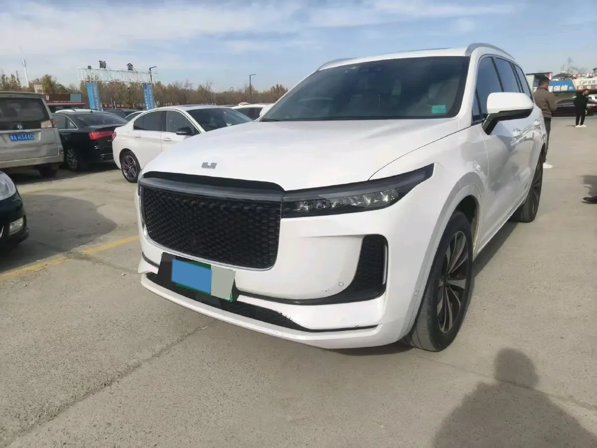 2020 Li ONE Range Extended 131HP REEV 40.5KWH,autocango,china used car exporter,china ev exporter,chinese used car exporter,chinese used ev exporter